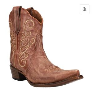 NEW CIRCLE G ankle boot in brown Triad Embroidered Snip Toe Cowboy Booties